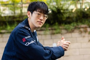 Rookie新星出色发挥表现突出，勇士前途光明！-九游游戏中心官方下